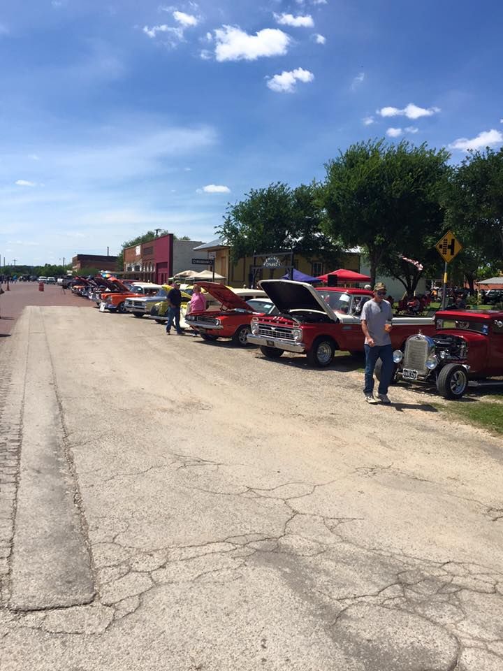 Rocking Rods Car Show
